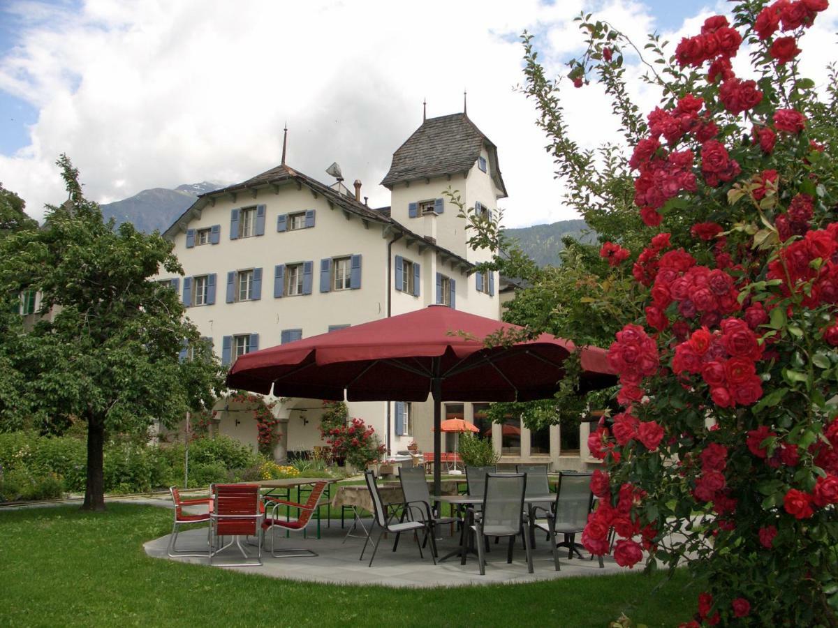 Gaestehaus St. Ursula Brig Exteriör bild
