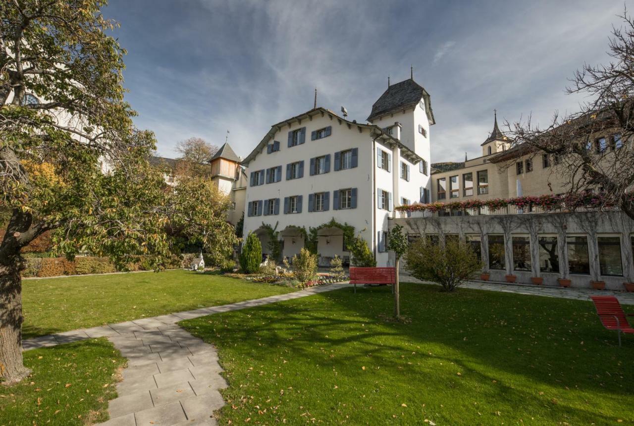 Gaestehaus St. Ursula Brig Exteriör bild