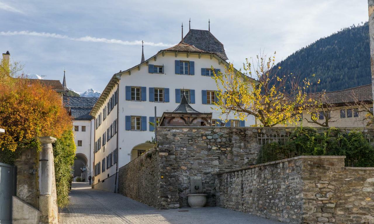 Gaestehaus St. Ursula Brig Exteriör bild